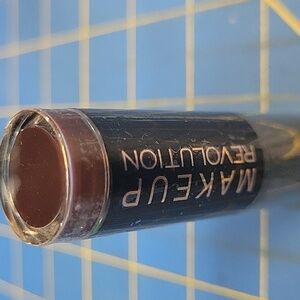 Makeup Revolution Lipstick 3.2g New Make Me Tonight